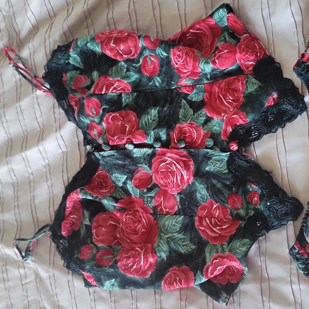 5 FOR $25 Victoria's Secret Vintage 80's Floral Lace Cami - Picture 5 of 8